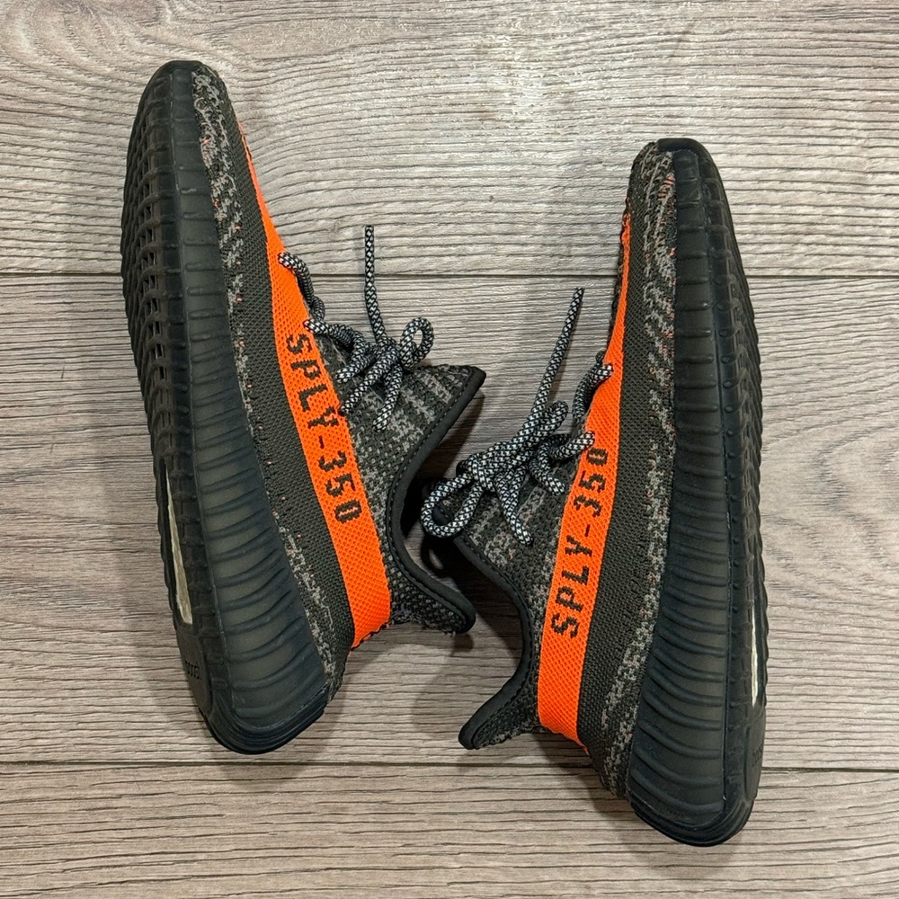 YEEZY BOOST 350 V2 GREY